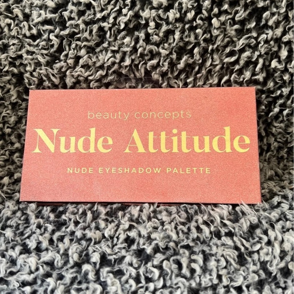 Nude Attitude Eyeshadow Palette